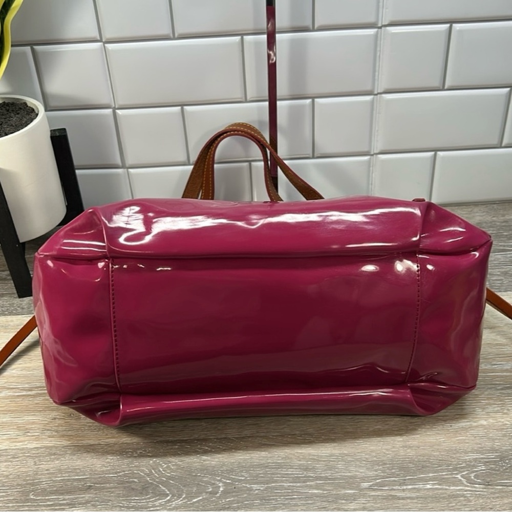 Dooney & Bourke Venus Nina Bag in Magenta! GUC! - Picture 3 of 12